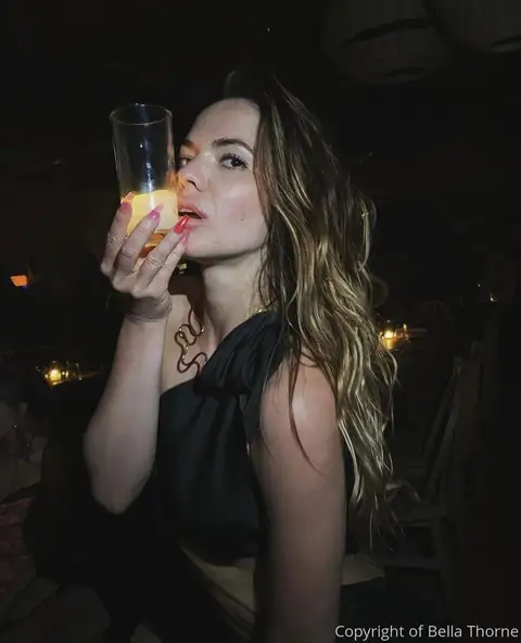 Bella Thorne İfşa Arşivi #49114
