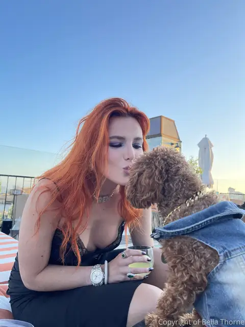 Bella Thorne İfşa Arşivi #48712