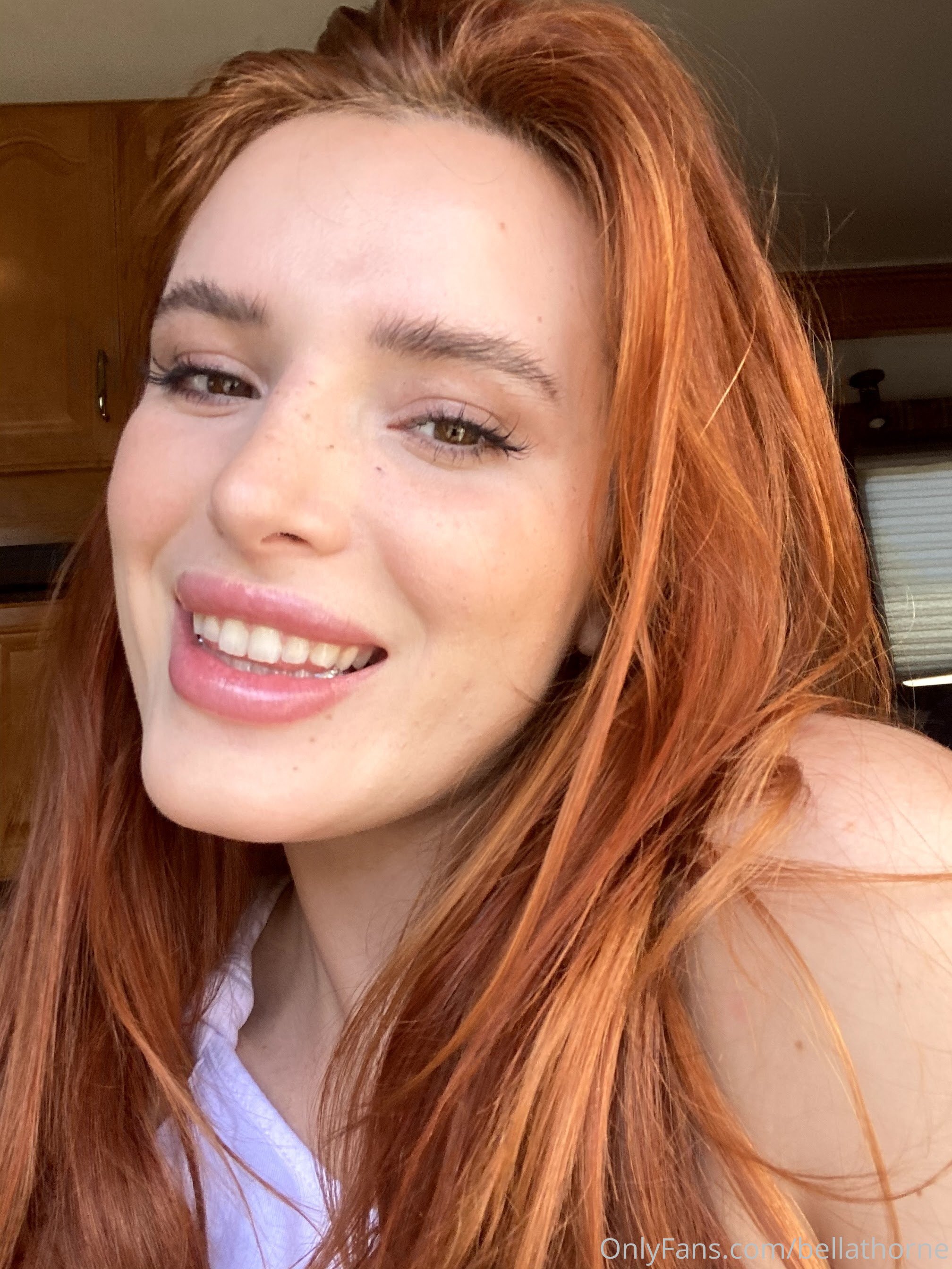 Bella Thorne İfşa Arşivi #48778