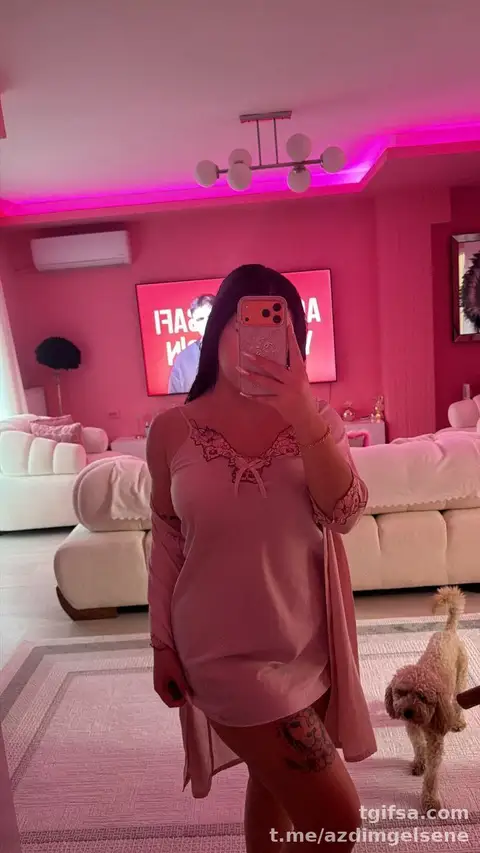 Ünlü Türk Yıldızın Özel Fotoğrafları İfşa