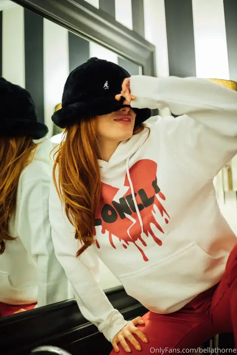 Bella Thorne İfşa Arşivi #48610