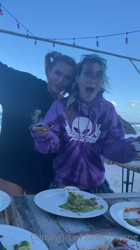 Taze Bella Thorne İfşa #49279: Telegram Grubundan Sızan Kayıt