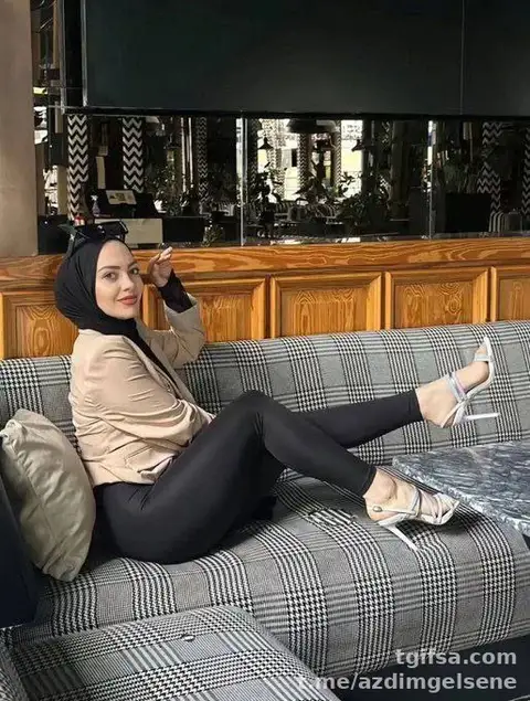 Ünlü İfşa Fotoğrafları: Türk Yıldızların Sansürsüz Pozları