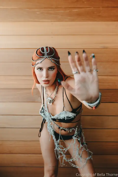Bella Thorne Türk İfşa Serisi #48558 – Telegram Arşiv Kaydı