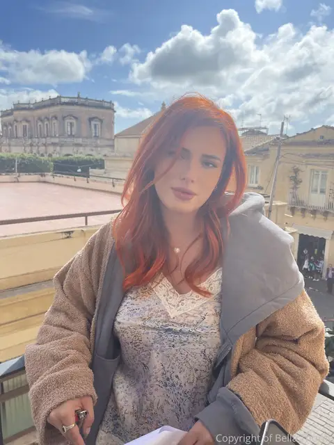 Bella Thorne İfşa Arşivi #48383