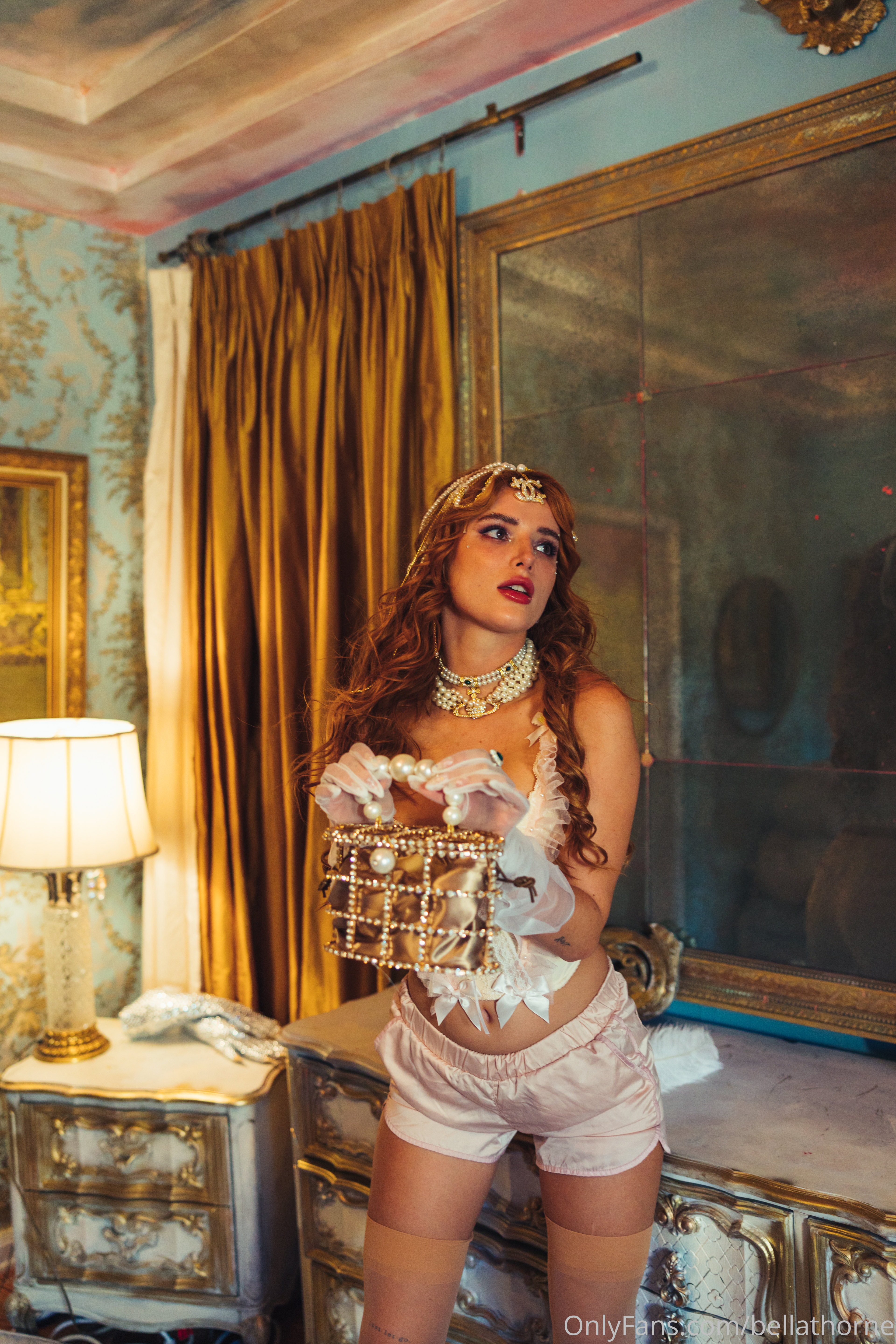 Bella Thorne İfşa Arşivi #49032
