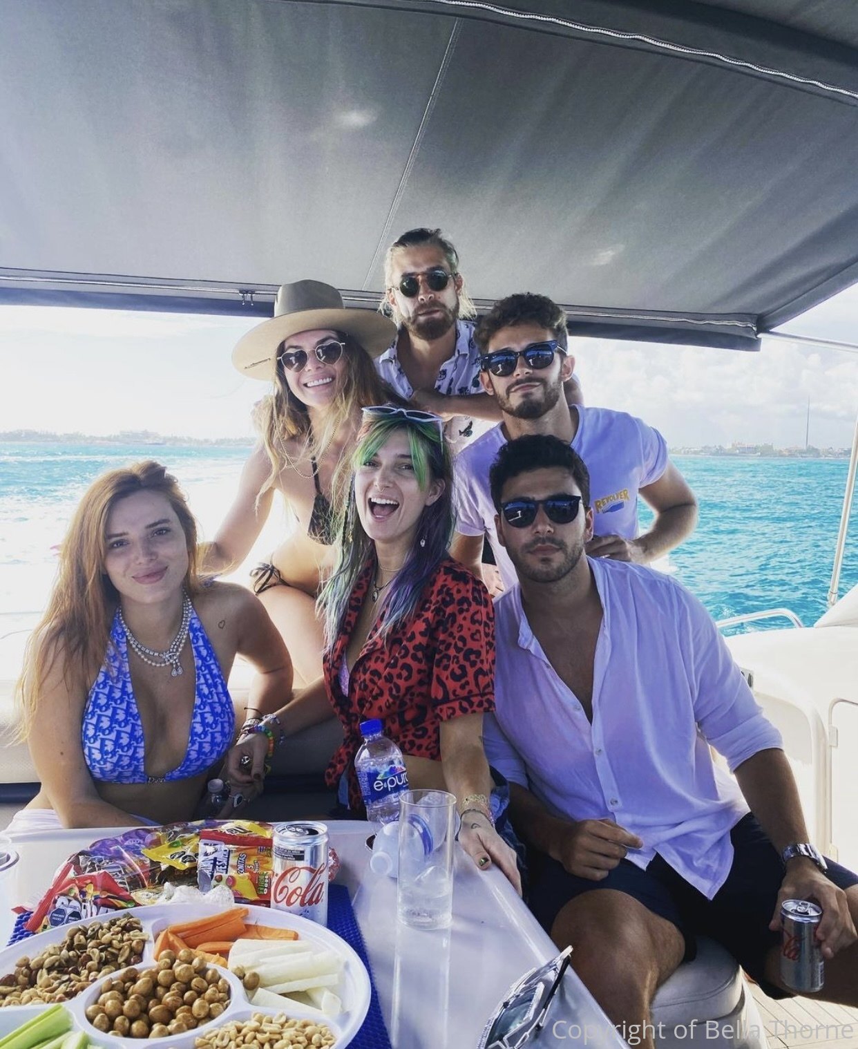 Bella Thorne İfşa Arşivi #49128