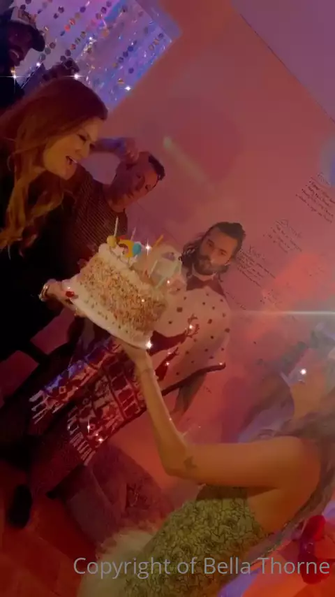 Bella Thorne İfşa Arşivi #49224