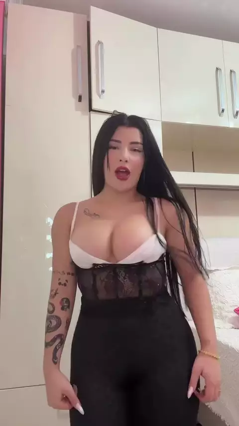 Türk Ünlü İfşa Videoları İzle
