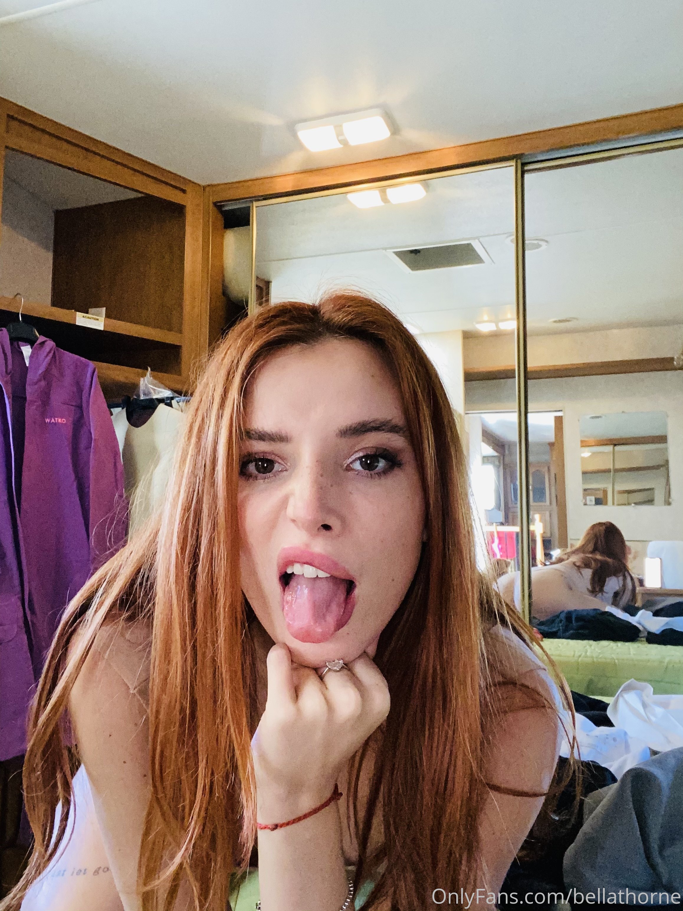 Bella Thorne İfşa Arşivi #49031