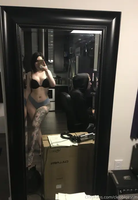 Taze Cleo Blossom İfşa #43879: Telegram Grubundan Sızan Kayıt