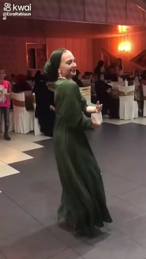 Ünlü Türk İfşa Videoları: Yeni Yüklenenler