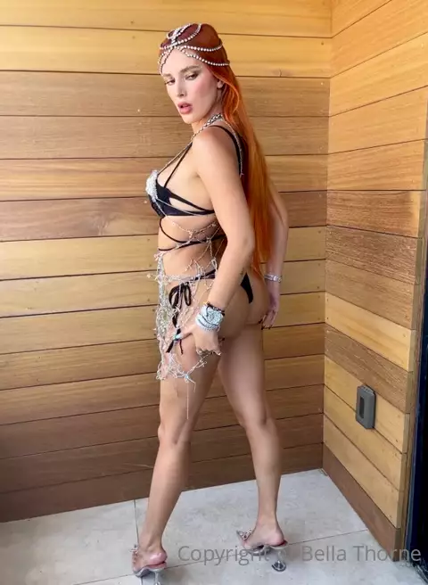 Bella Thorne İfşa Arşivi #49240