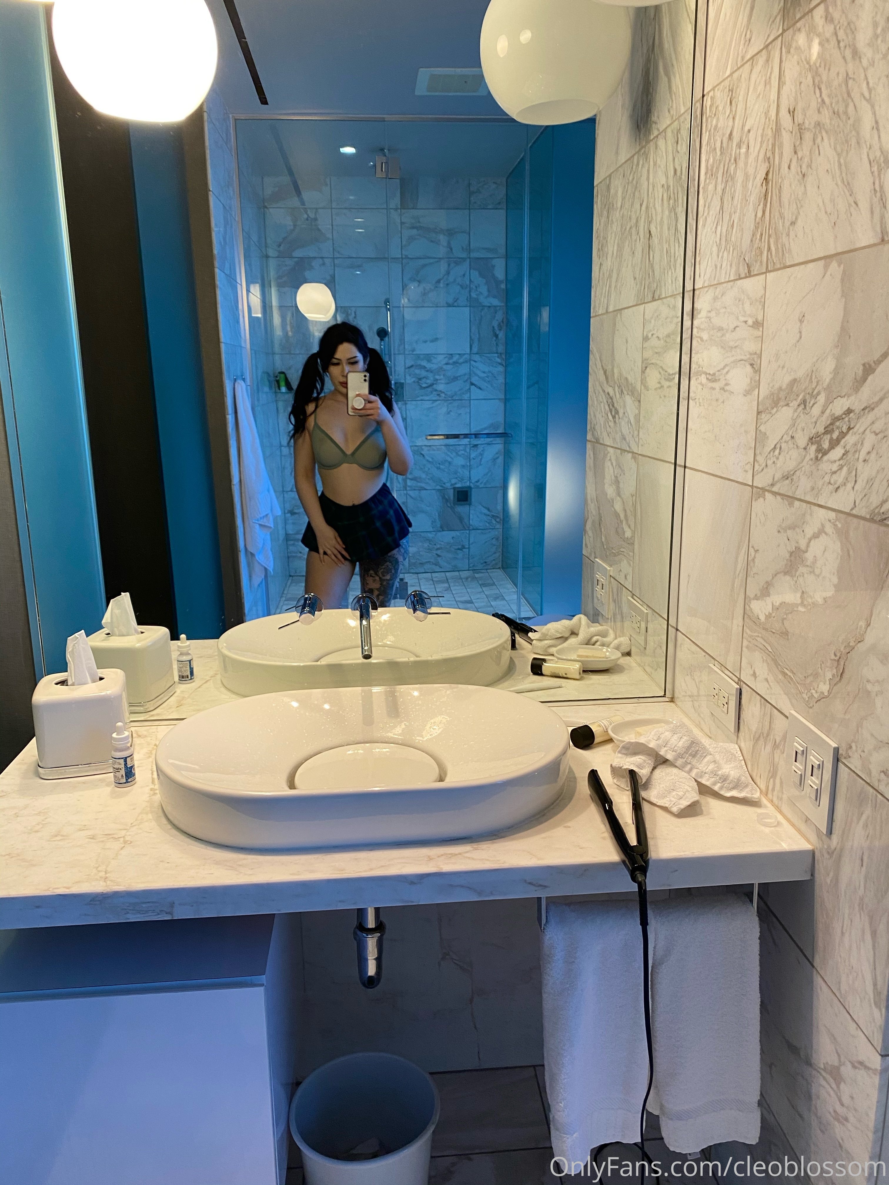 Cleo Blossom Özel İfşa Kaydı #43165 – Telegram Kanal Arşivi
